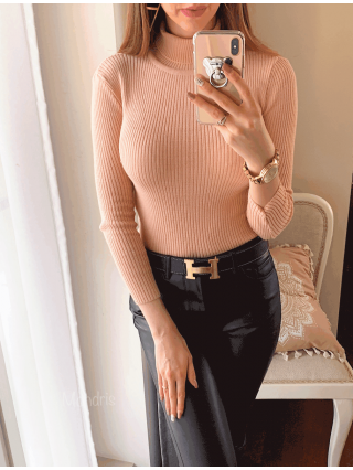 Pulover dama ieftin din tricot roz pudrat raiat cu guler inalt