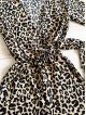 OFERTA acum Salopeta dama animal print casual eleganta si Ceas dama negru cu curea