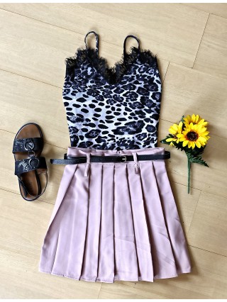 Compleu dama bluza maieu animal print negru si fusta scurta roz cu pliuri si curea CADOU
