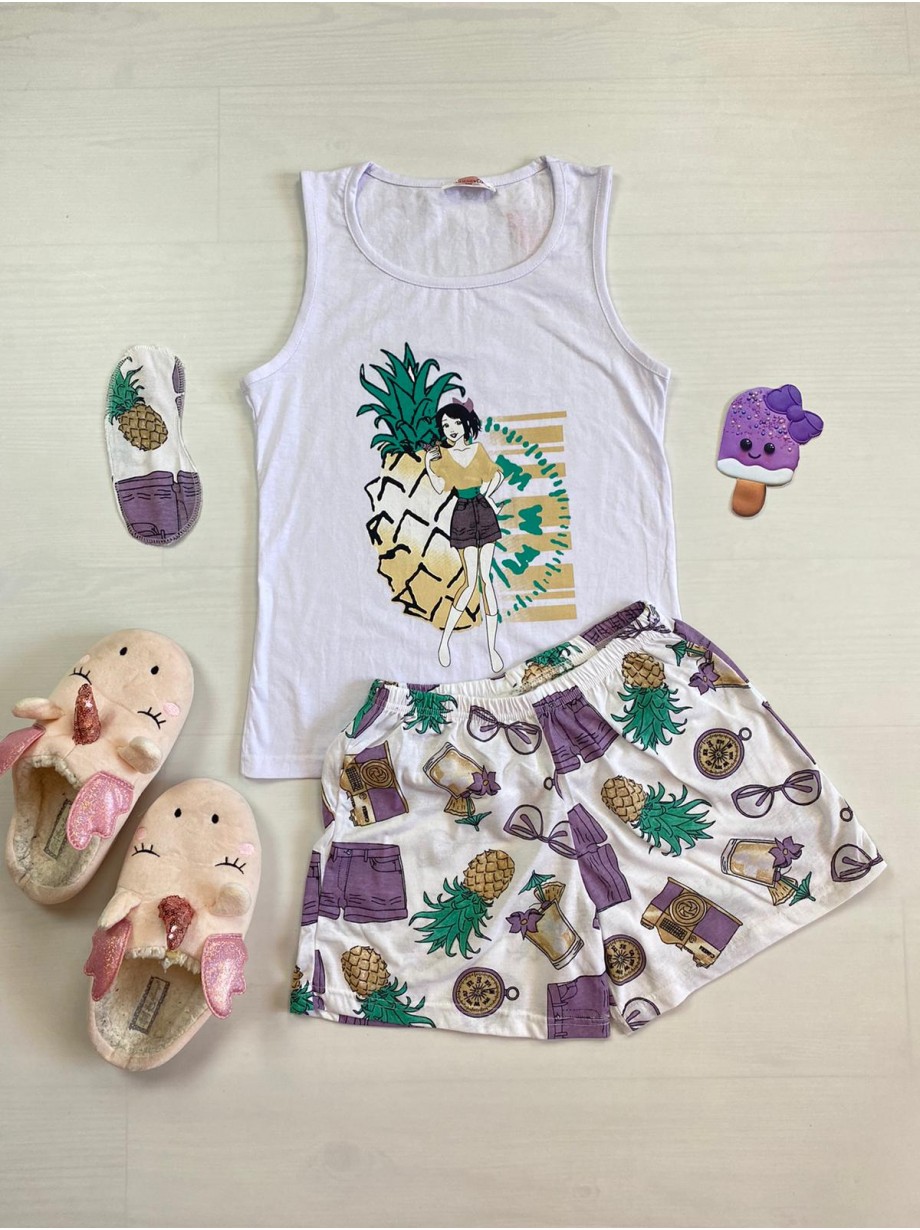 Pijama dama ieftina bumbac cu pantaloni scurti albi si maieu alb cu imprimeu Ananas & girl