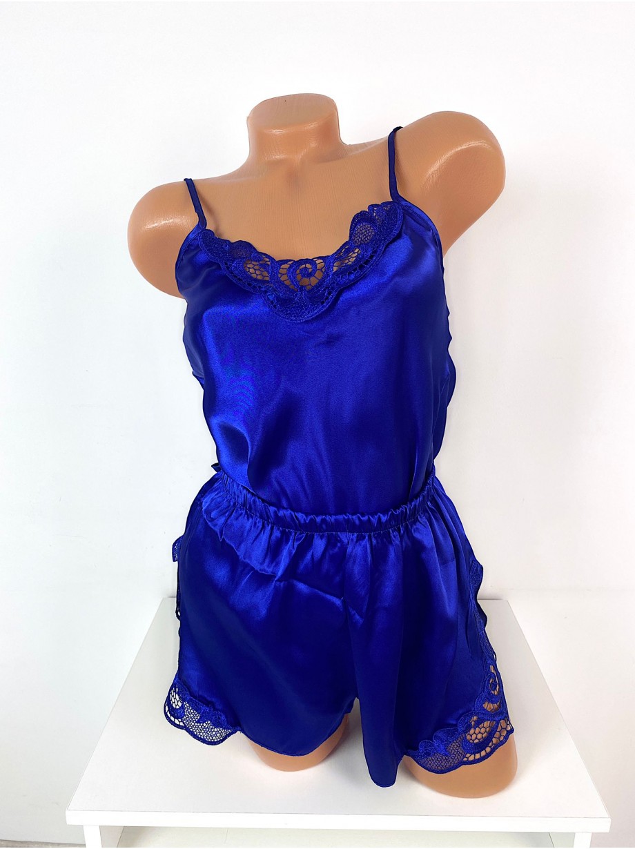 Set dama ieftin albastru din satin format din capot, maieu si pantaloni scurti