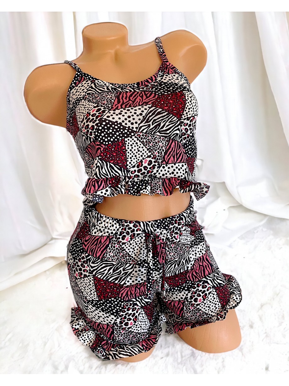 Pijama dama ieftina scurta cu maieu cu volanase si imprimeu Geo Red