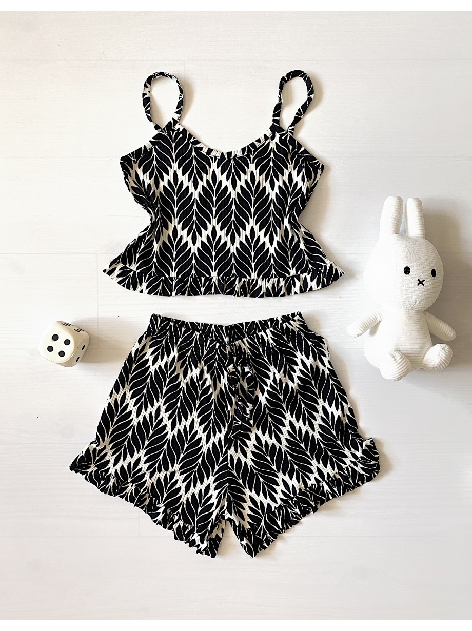 Pijama dama ieftina scurta cu maieu cu volanase si imprimeu negru cu alb Leaf