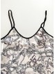 Pijama dama ieftina cu aspect satinat cu maieu si pantaloni scurti cu imprimeu litere chains - Stil Urban și Refined