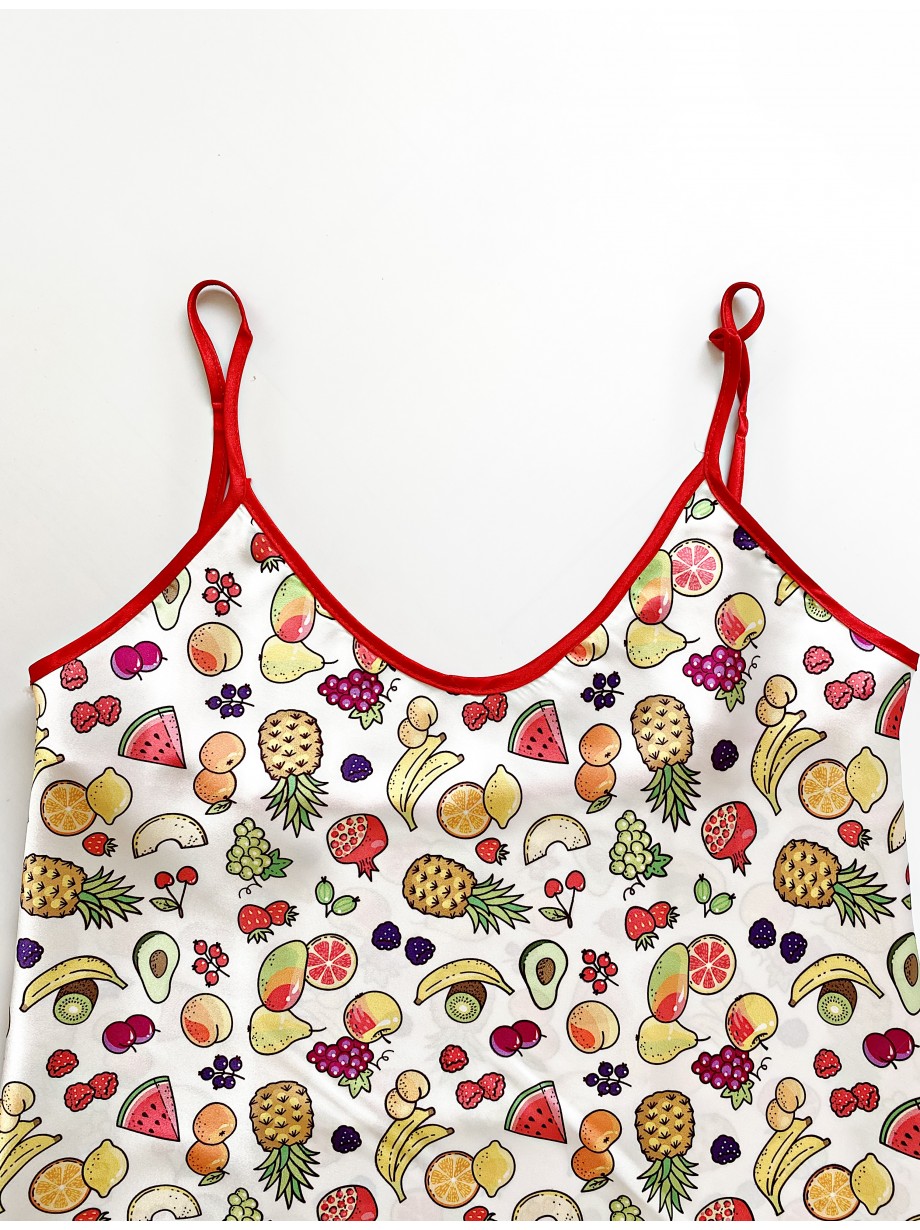 Pijama dama ieftina cu aspect satinat cu maieu si pantaloni scurti cu imprimeu Tutti Frutti - Energie și Prospețime Naturală