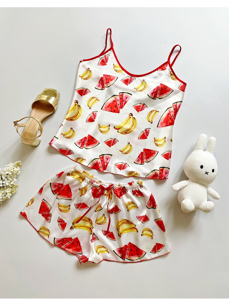 Pijama dama ieftina cu aspect satinat cu maieu si pantaloni scurti cu imprimeu Banana si Pepene rosu - Sanatos si Bun