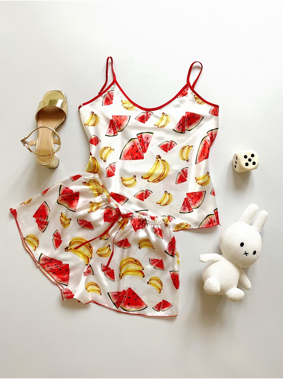 Pijama dama ieftina cu aspect satinat cu maieu si pantaloni scurti cu imprimeu Banana si Pepene rosu - Sanatos si Bun