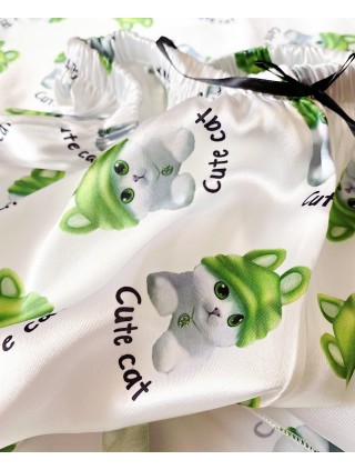 Pijama dama ieftina cu aspect satinat cu maieu si pantaloni scurti cu imprimeu Cute Cat - Funny si tandrete