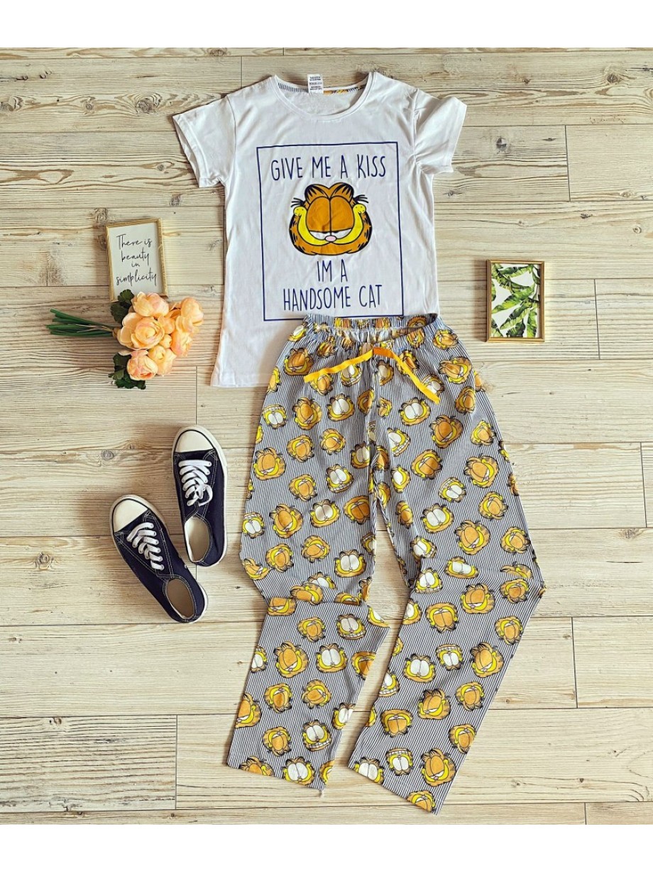 Pijama dama lunga cu pantaloni lungi si tricou cu imprimeu GF Handsome Cat