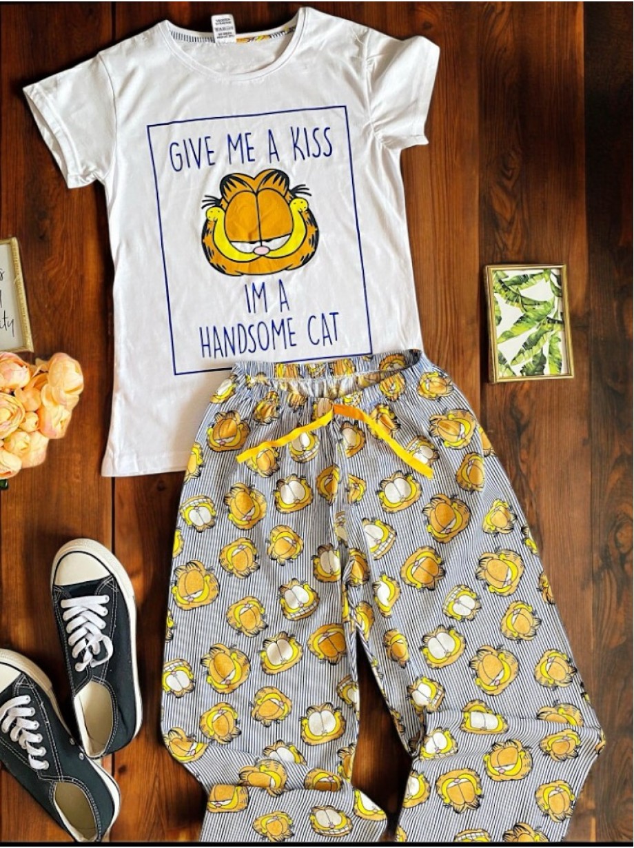 Pijama dama lunga cu pantaloni lungi si tricou cu imprimeu GF Handsome Cat
