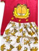 Pijama dama din bumbac cu pantaloni trei sferturi si tricou rosu cu imprimeu Garfield Faimos