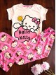 Pijama dama ieftina din bumbac cu pantaloni corai si tricou cu imprimeu simpatic cu emblema Hello Kitty