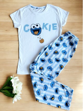 Pijama dama ieftina bumbac lunga cu pantaloni lungi albastri si tricou alb cu imprimeu Cookie 