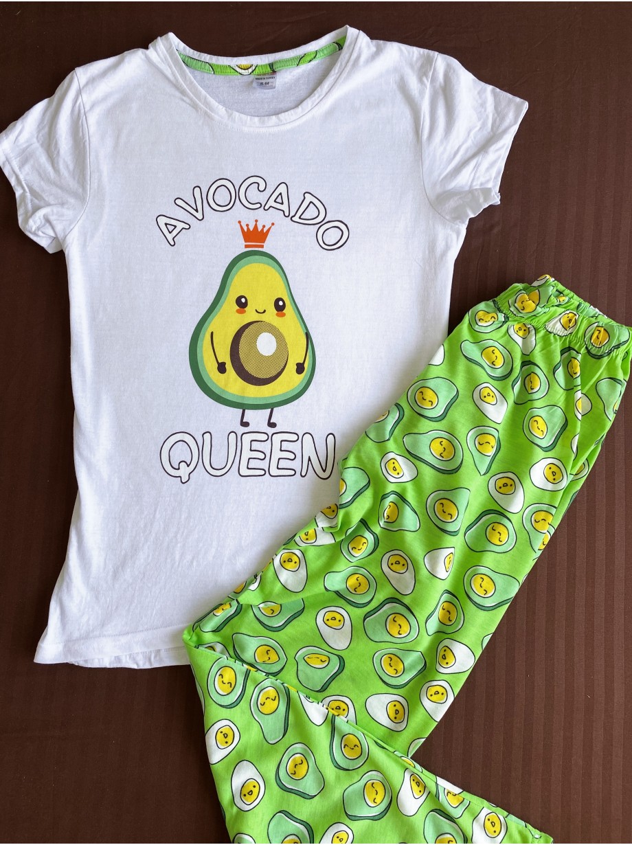 Pijama dama ieftina din bumbac cu pantaloni lungi verzi si tricou alb cu imprimeu minunat Avocado QUEEN
