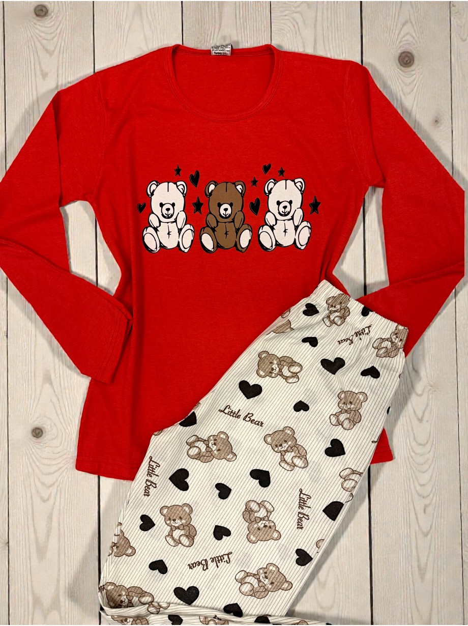 Pijama dama ieftina din bumbac cu pantaloni lungi si bluza rosie cu imprimeu ursuleti inimioare Pijama dama ieftina din bumbac cu pantaloni lungi si bluza rosie cu imprimeu ursuleti inimioare