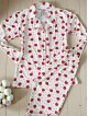 Pijama dama ieftina din bumbac, cu pantaloni lungi si bluza alba cu imprimeu cu capsuni