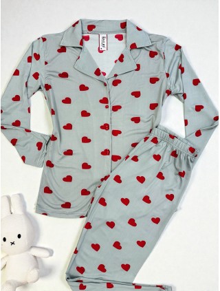 Pijama dama ieftina bumbac si lycra lunga cu bluza gri si pantaloni lungi gri cu imprimeu inimioare rosii