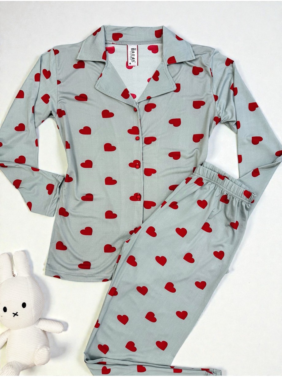 Pijama dama ieftina bumbac si lycra lunga cu bluza gri si pantaloni lungi gri cu imprimeu inimioare rosii