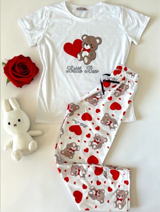 Pijama dama din bumbac ieftina cu pantaloni lungi cu inimioare si tricou alb cu imprimeu Little Bear HEARTS
