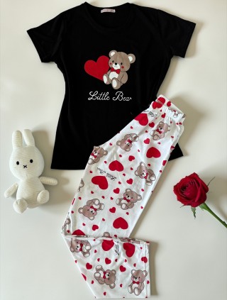 Pijama dama din bumbac ieftina cu pantaloni lungi cu inimioare si tricou negru cu imprimeu Little Bear HEARTS