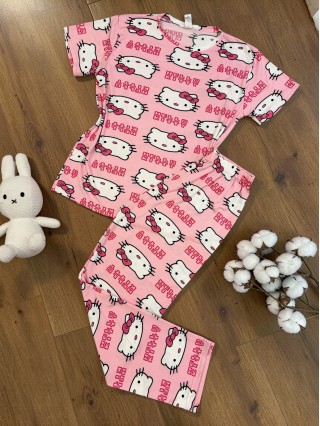 Pijama dama bumbac ieftina roz cu pantaloni lungi si tricou cu imprimeu cute HELLO KITTY