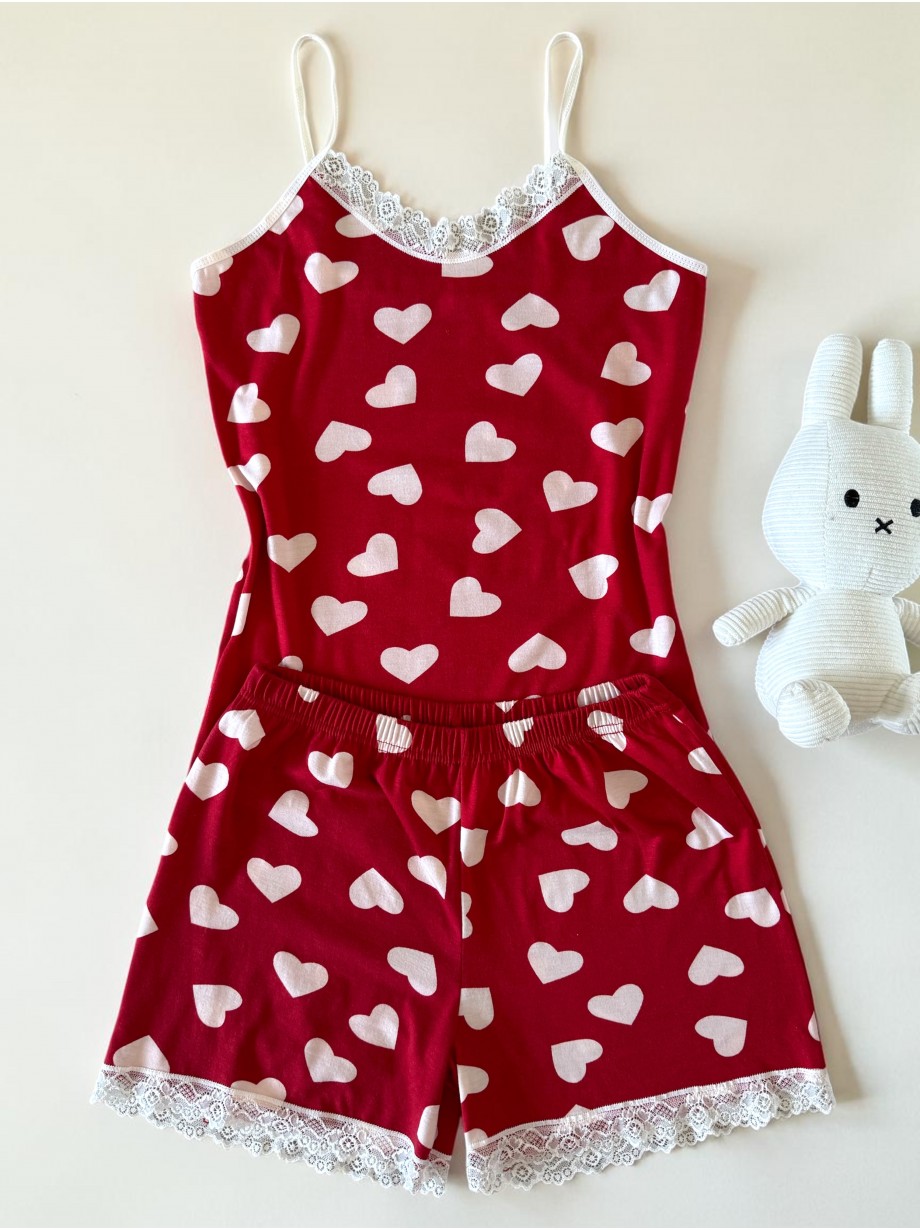 Pijama dama din bumbac rosie super draguta cu maieu si pantaloni scurti cu dantela si imprimeu inimioare
