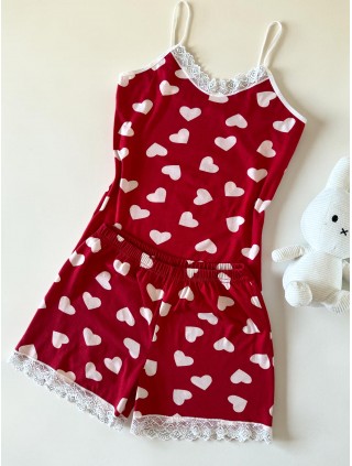 Pijama dama din bumbac rosie super draguta cu maieu si pantaloni scurti cu dantela si imprimeu inimioare