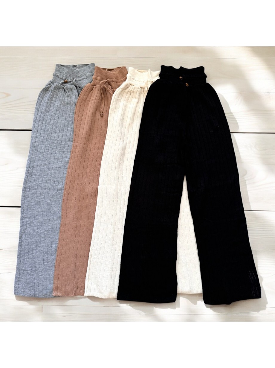 Pantaloni dama din tricot GROS negri cu snur in talie