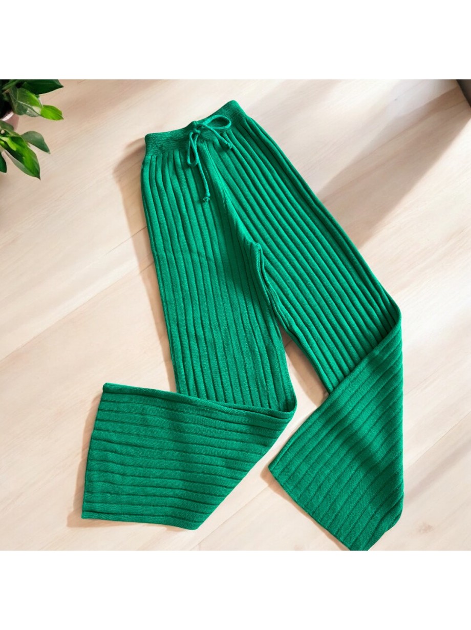 Pantaloni dama din tricot GROS verzi cu snur in talie Pantaloni dama din tricot GROS verzi cu snur in talie