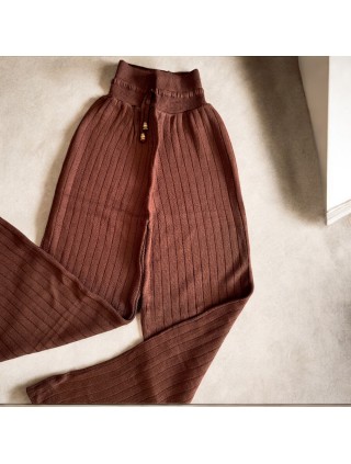 Pantaloni dama din tricot GROS maro inchis cu snur in talie