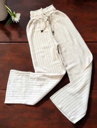 Pantaloni dama din tricot albi  cu snur in talie