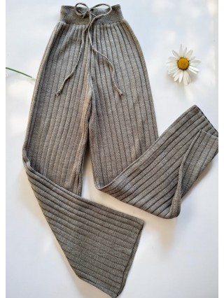 Pantaloni dama din tricot GROS maro taupe cu snur in talie