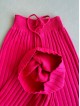 Pantaloni dama din tricot GROS roz NEON cu snur in talie