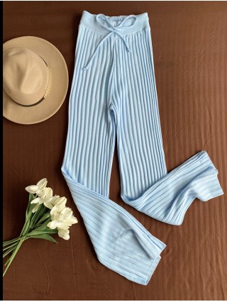 Pantaloni dama din tricot SUBTIRE baby blue cu snur in talie