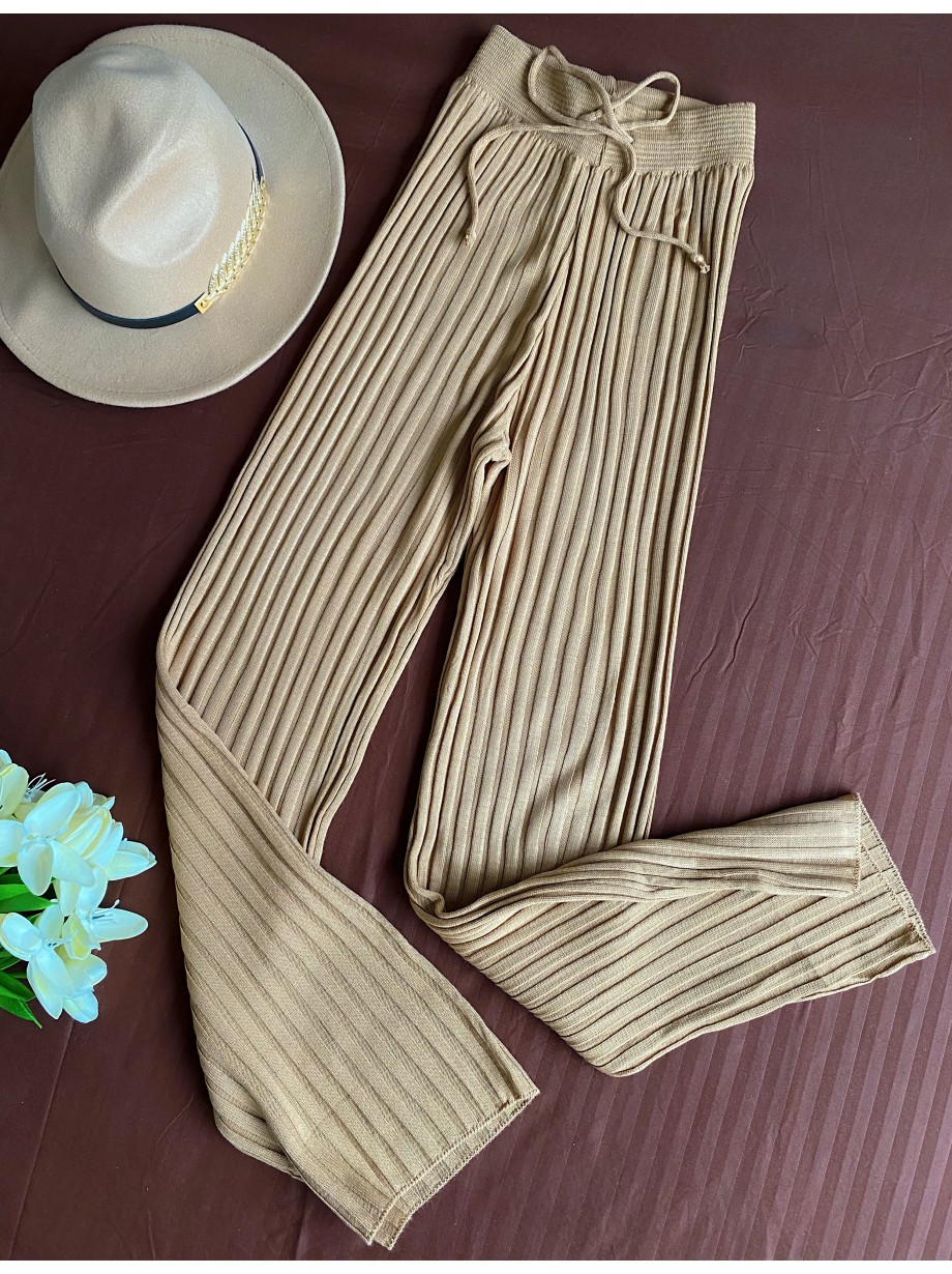 Pantaloni dama din tricot SUBTIRE crem cu snur in talie Pantaloni dama din tricot SUBTIRE crem cu snur in talie