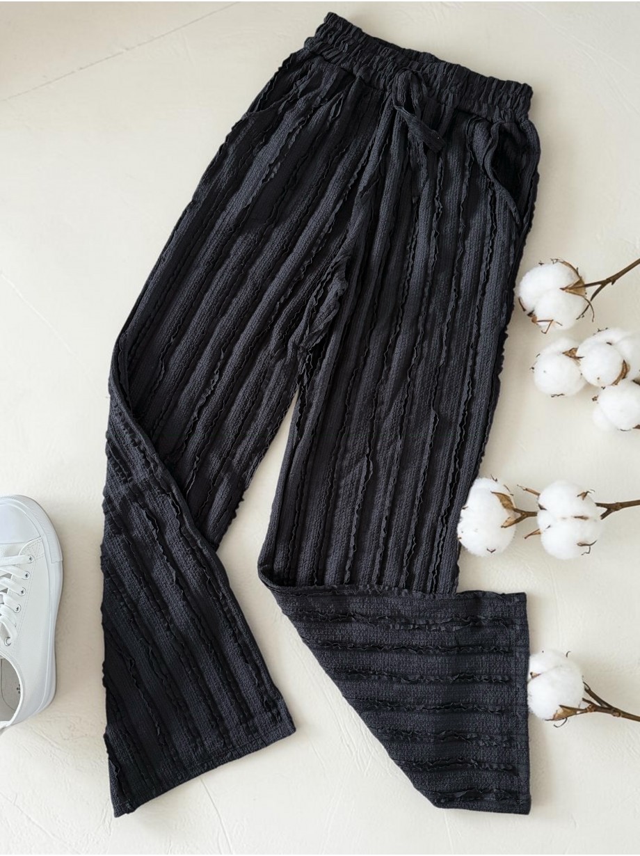 Pantaloni dama din bumbac negri cu aspect creponat foarte versatili