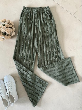 Pantaloni dama din bumbac khaki cu aspect creponat foarte versatili
