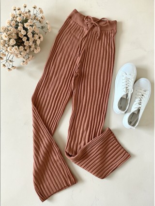 Pantaloni dama din tricot SUBTIRE maro caramiziu cu snur in talie
