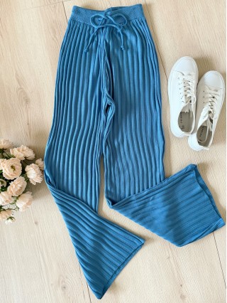 Pantaloni dama din tricot SUBTIRE albastri ciel cu snur in talie
