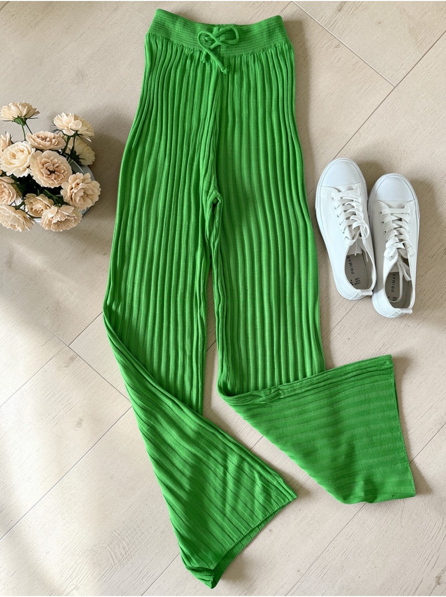 Pantaloni dama din tricot SUBTIRE verde neon cu snur in talie