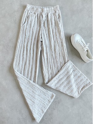 Pantaloni dama din bumbac gri deschis cu aspect creponat foarte versatili