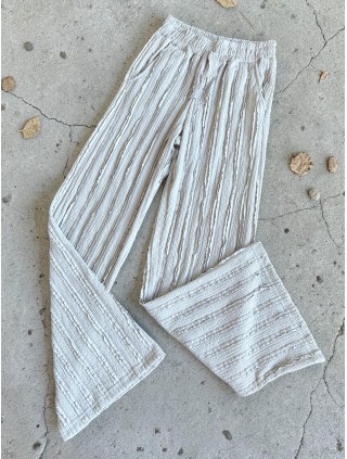 Pantaloni dama din bumbac gri deschis cu aspect creponat foarte versatili