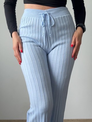 Pantaloni dama din tricot SUBTIRE baby blue cu snur in talie