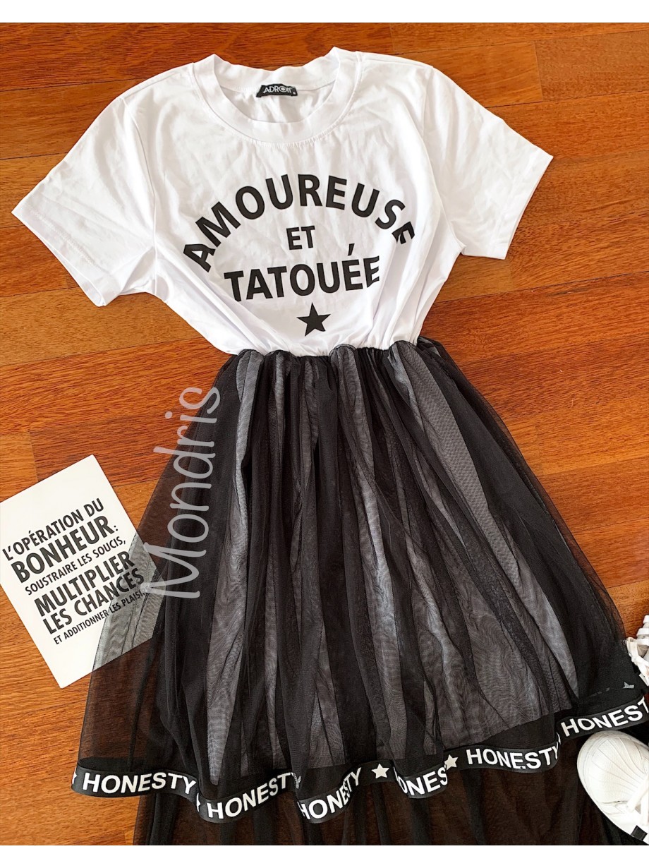 Rochie ieftina de zi neagra cu fusta din tul si corset alb cu imprimeu Amour