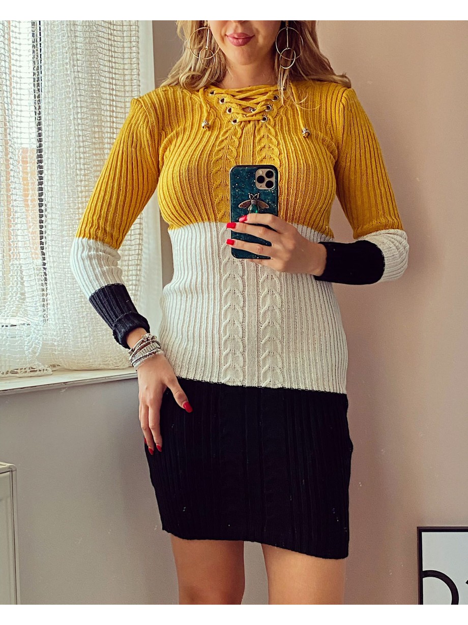 Rochie ieftina de zi din tricot galben cu snur la gat si imprimeu 3 culori