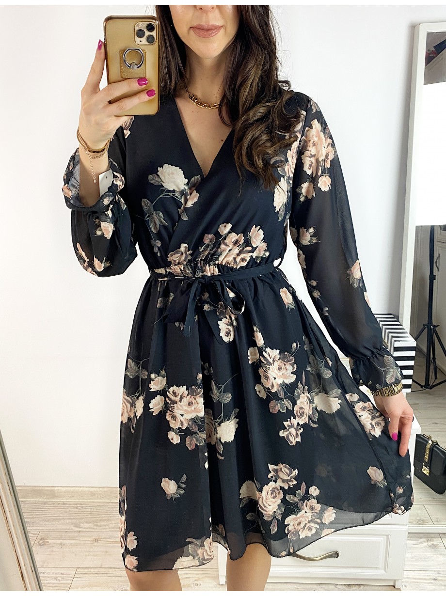 Rochie dama eleganta midi neagra cu pliuri si imprimeu floral boem Rochie dama eleganta midi neagra cu pliuri si imprimeu floral boem