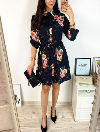 Rochie de zi ieftina neagra cu imprimeu buchet trandafiri