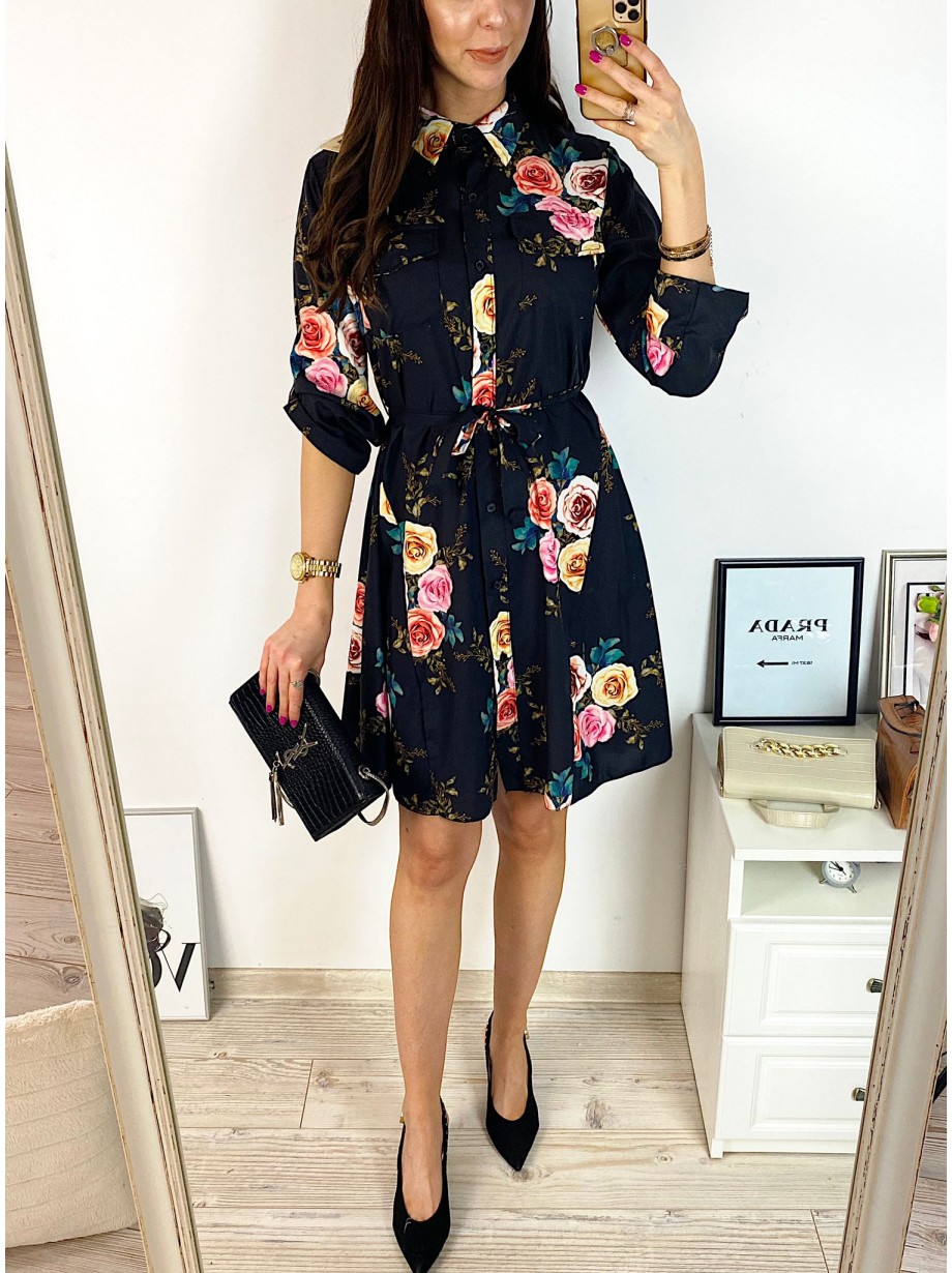 Rochie de zi ieftina neagra cu imprimeu buchet trandafiri