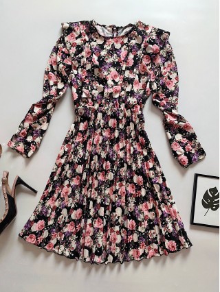 Rochie dama ieftina neagra midi cu pliuri si volanase si imprimeu multifloral