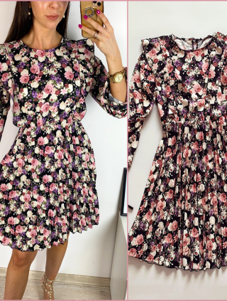 Rochie dama ieftina neagra midi cu pliuri si volanase si imprimeu multifloral